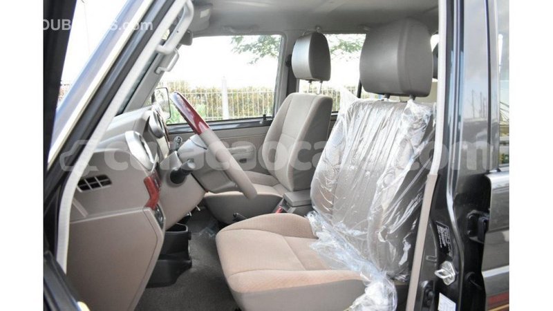 Big with watermark toyota land cruiser curacao import dubai 3038