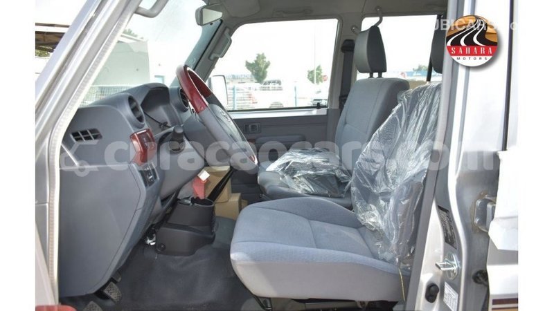 Big with watermark toyota land cruiser curacao import dubai 3039