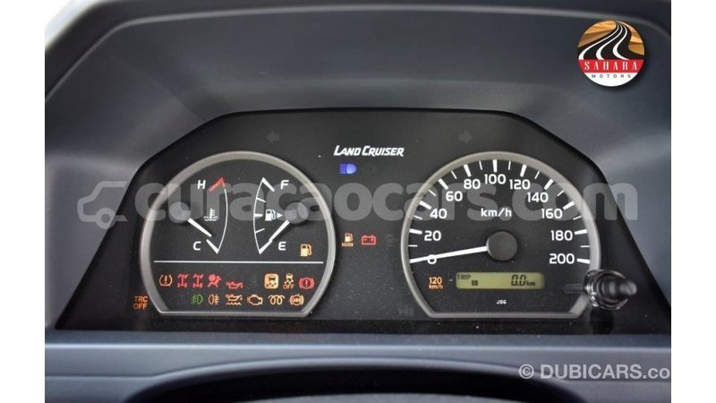 Big with watermark toyota land cruiser curacao import dubai 3039