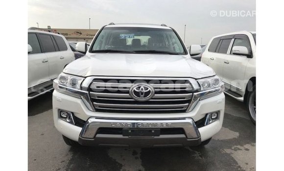 Buy Import Toyota Land Cruiser White Car in Import - Dubai in Curacao Buy Import Toyota Land Cruiser White Car in Import - Dubai in Curacao