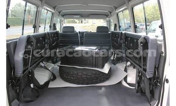 Buy Import Toyota Land Cruiser White Car in Import - Dubai in Curacao Buy Import Toyota Land Cruiser White Car in Import - Dubai in Curacao