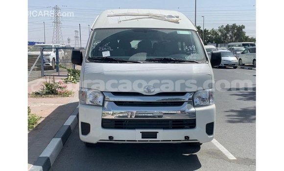 Buy Import Toyota Hiace White Car in Import - Dubai in Curacao Buy Import Toyota Hiace White Car in Import - Dubai in Curacao