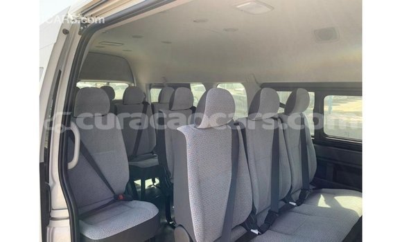 Buy Import Toyota Hiace White Car in Import - Dubai in Curacao Buy Import Toyota Hiace White Car in Import - Dubai in Curacao