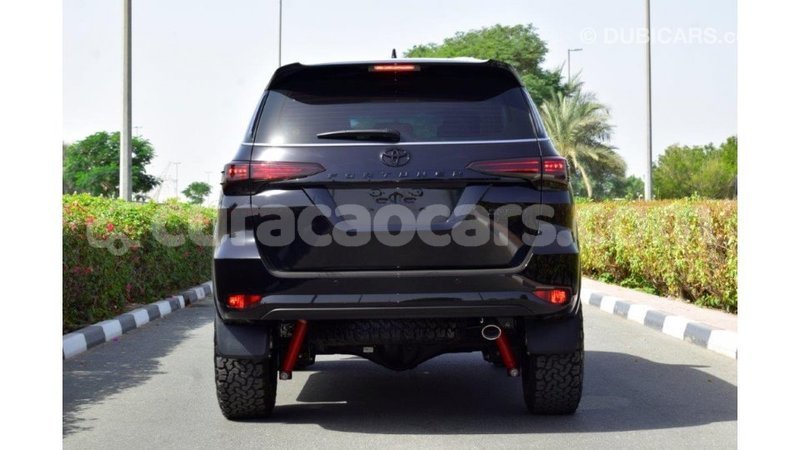 Big with watermark toyota fortuner curacao import dubai 3064