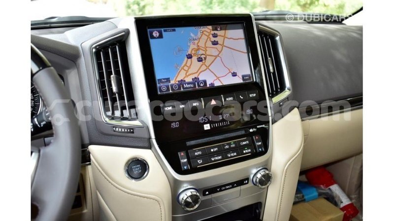 Big with watermark toyota land cruiser curacao import dubai 3077
