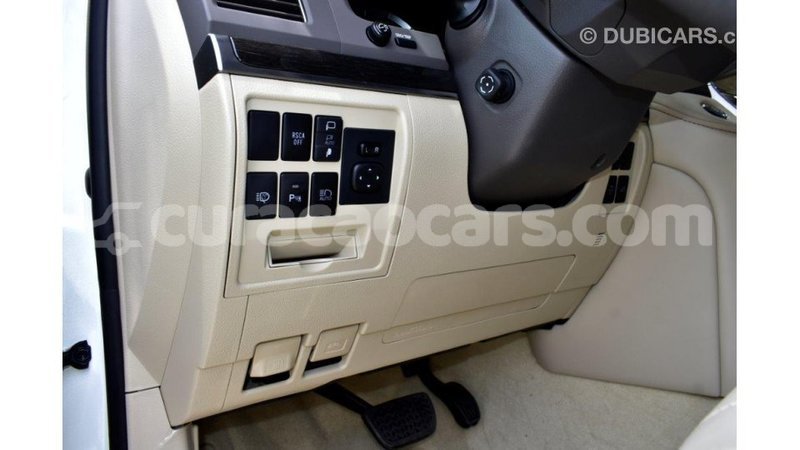 Big with watermark toyota land cruiser curacao import dubai 3077