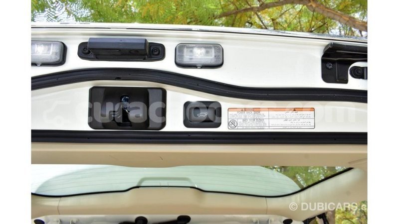 Big with watermark toyota land cruiser curacao import dubai 3077