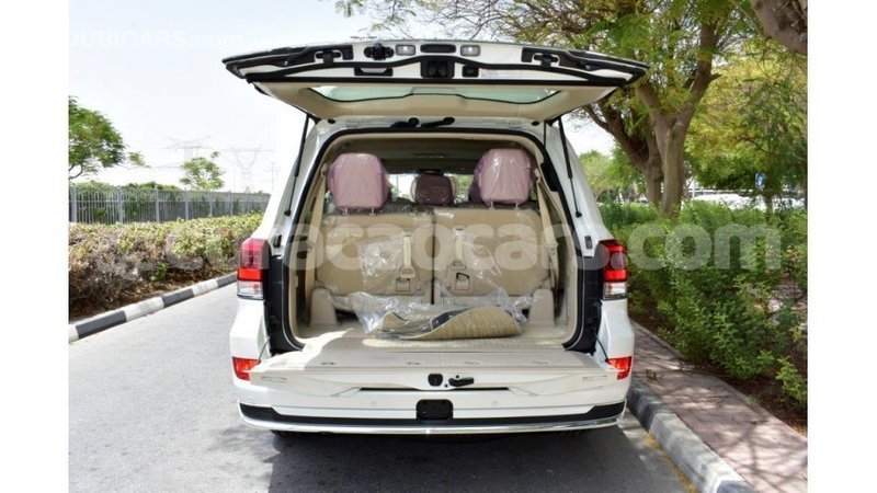 Big with watermark toyota land cruiser curacao import dubai 3077