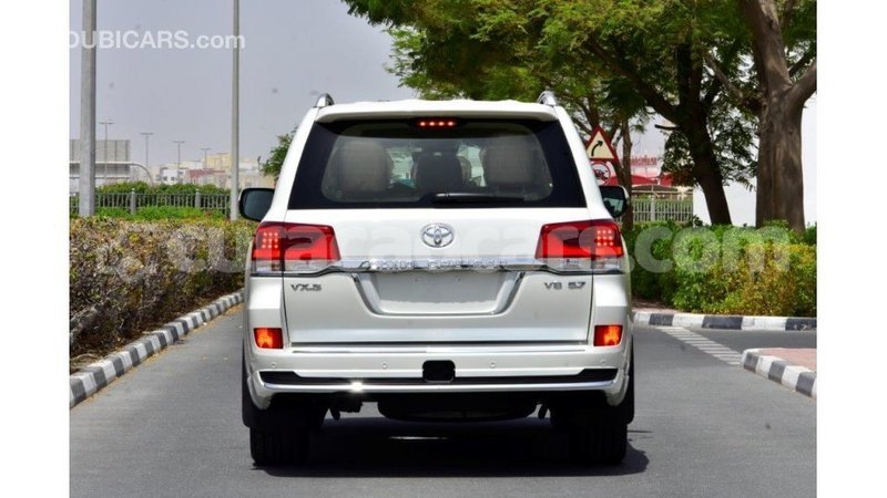 Big with watermark toyota land cruiser curacao import dubai 3077