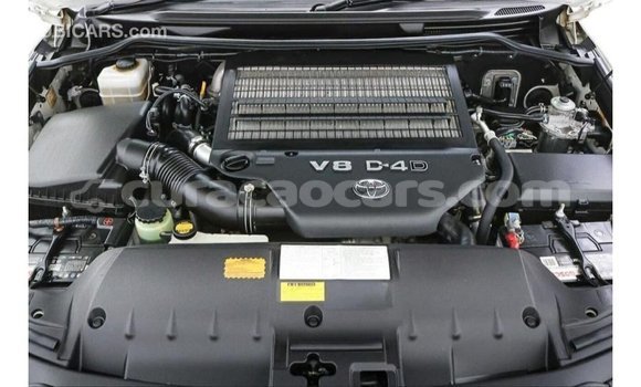Buy Import Toyota Land Cruiser White Car in Import - Dubai in Curacao Buy Import Toyota Land Cruiser White Car in Import - Dubai in Curacao