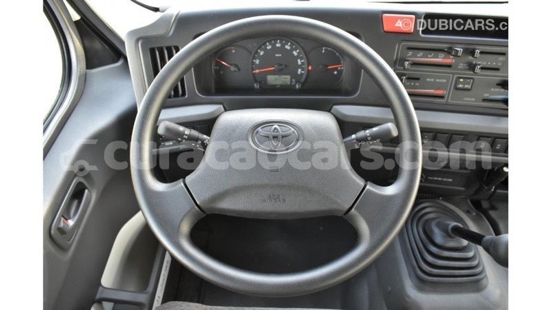 Big with watermark toyota coaster curacao import dubai 3081