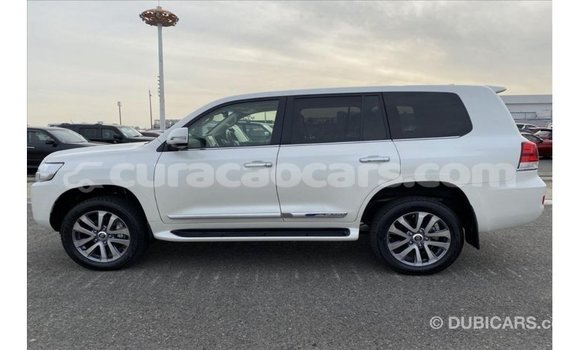 Buy Import Toyota Land Cruiser White Car in Import - Dubai in Curacao Buy Import Toyota Land Cruiser White Car in Import - Dubai in Curacao