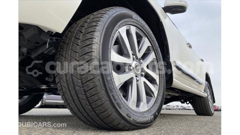 Big with watermark toyota land cruiser curacao import dubai 3085