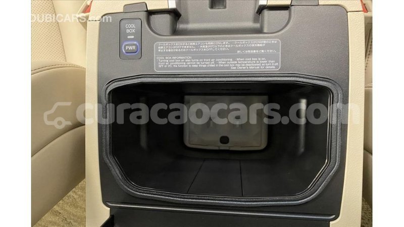 Big with watermark toyota land cruiser curacao import dubai 3086