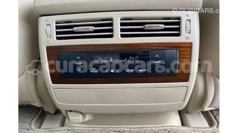 Big with watermark toyota land cruiser curacao import dubai 3087