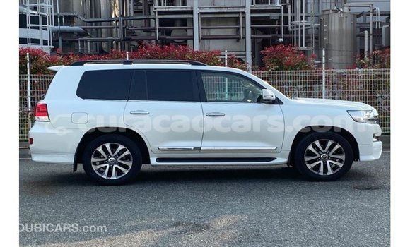 Buy Import Toyota Land Cruiser White Car in Import - Dubai in Curacao Buy Import Toyota Land Cruiser White Car in Import - Dubai in Curacao