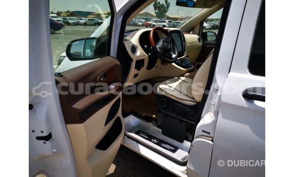 Buy Import Mercedes-Benz Vito White Car in Import - Dubai in Curacao Buy Import Mercedes-Benz Vito White Car in Import - Dubai in Curacao