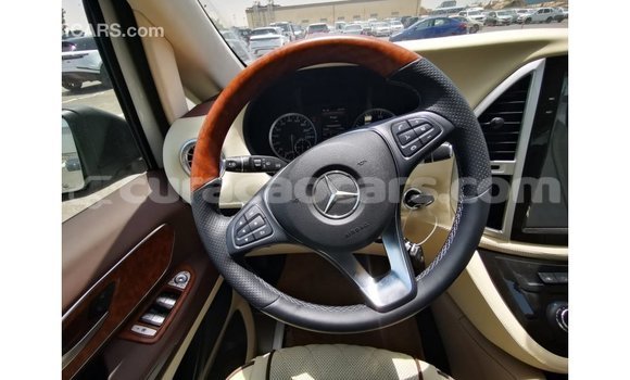 Buy Import Mercedes-Benz Vito White Car in Import - Dubai in Curacao Buy Import Mercedes-Benz Vito White Car in Import - Dubai in Curacao
