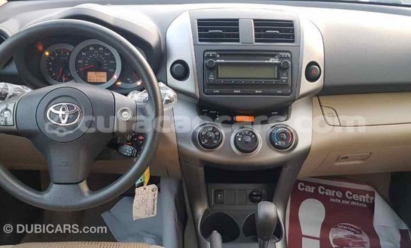 Buy Import Toyota HiAce Brown Truck in Import - Dubai in Curacao Buy Import Toyota HiAce Brown Truck in Import - Dubai in Curacao