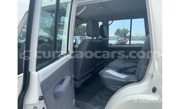 Buy Import Toyota Land Cruiser White Car in Import - Dubai in Curacao Buy Import Toyota Land Cruiser White Car in Import - Dubai in Curacao