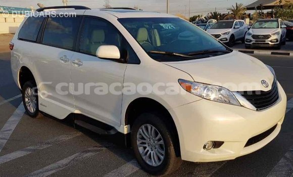 Buy Import Toyota Sienna White Car in Import - Dubai in Curacao Buy Import Toyota Sienna White Car in Import - Dubai in Curacao
