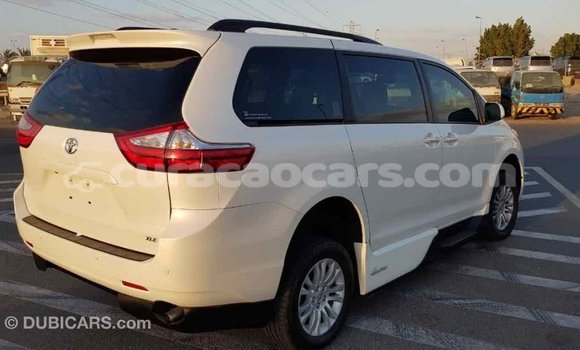 Buy Import Toyota Sienna White Car in Import - Dubai in Curacao Buy Import Toyota Sienna White Car in Import - Dubai in Curacao