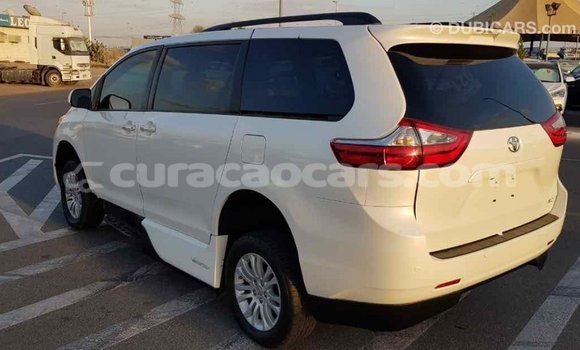 Buy Import Toyota Sienna White Car in Import - Dubai in Curacao Buy Import Toyota Sienna White Car in Import - Dubai in Curacao