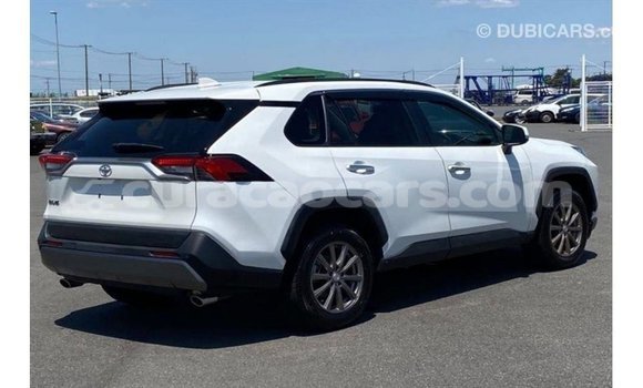 Buy Import Toyota 4Runner White Car in Import - Dubai in Curacao Buy Import Toyota 4Runner White Car in Import - Dubai in Curacao