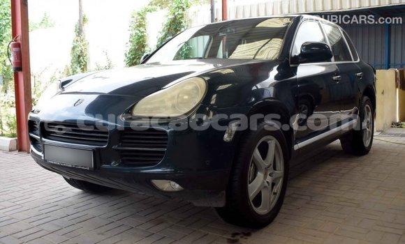 Buy Import Porsche Cayenne Green Car in Import - Dubai in Curacao Buy Import Porsche Cayenne Green Car in Import - Dubai in Curacao