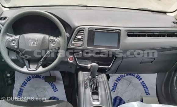 Buy Import Honda C White Bike in Import - Dubai in Curacao Buy Import Honda C White Bike in Import - Dubai in Curacao