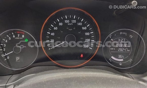 Buy Import Honda C White Bike in Import - Dubai in Curacao Buy Import Honda C White Bike in Import - Dubai in Curacao