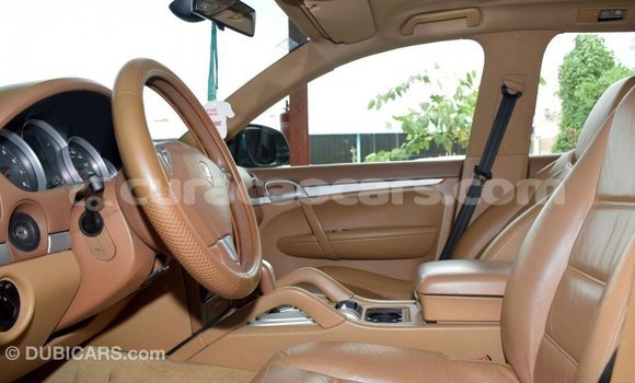 Buy Import Porsche Cayenne Green Car in Import - Dubai in Curacao Buy Import Porsche Cayenne Green Car in Import - Dubai in Curacao
