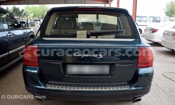 Buy Import Porsche Cayenne Green Car in Import - Dubai in Curacao Buy Import Porsche Cayenne Green Car in Import - Dubai in Curacao