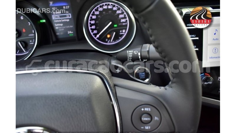 Big with watermark toyota camry curacao import dubai 3129