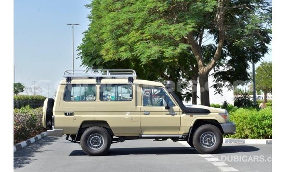 Buy Import Toyota Land Cruiser Beige Car in Import - Dubai in Curacao Buy Import Toyota Land Cruiser Beige Car in Import - Dubai in Curacao