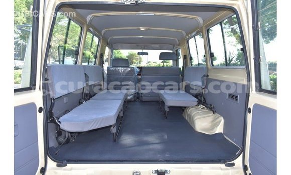 Buy Import Toyota Land Cruiser Beige Car in Import - Dubai in Curacao Buy Import Toyota Land Cruiser Beige Car in Import - Dubai in Curacao