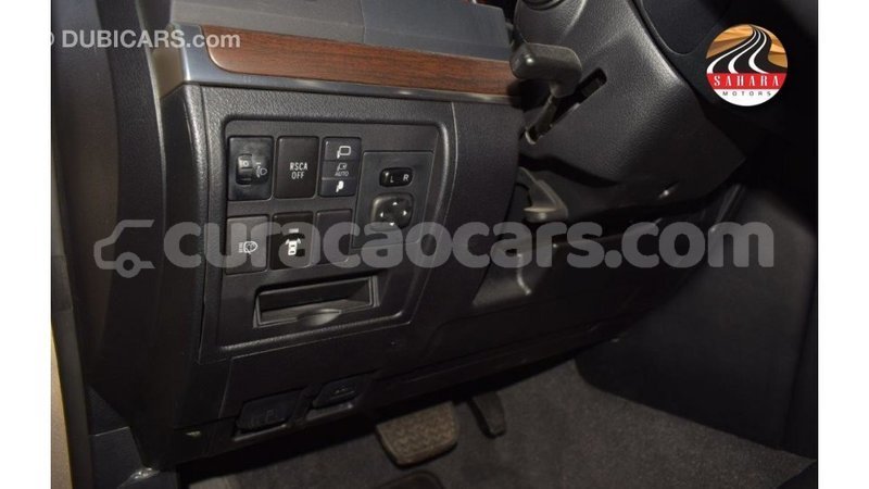 Big with watermark toyota land cruiser curacao import dubai 3140
