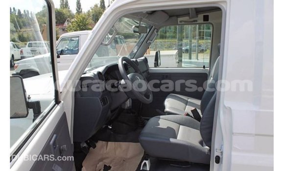 Buy Import Toyota Land Cruiser White Car in Import - Dubai in Curacao Buy Import Toyota Land Cruiser White Car in Import - Dubai in Curacao