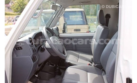 Buy Import Toyota Land Cruiser White Car in Import - Dubai in Curacao Buy Import Toyota Land Cruiser White Car in Import - Dubai in Curacao