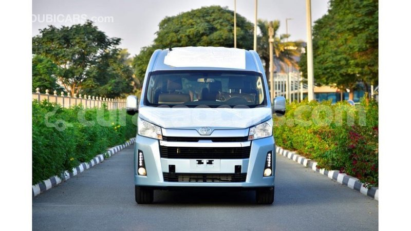 Big with watermark toyota hiace curacao import dubai 3166