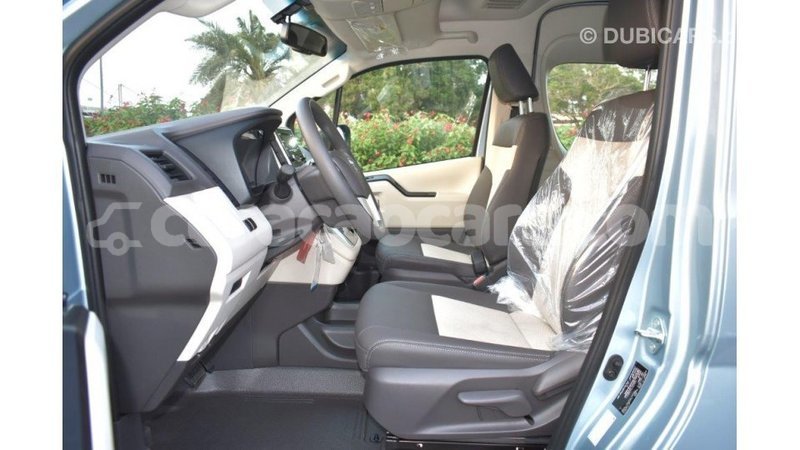 Big with watermark toyota hiace curacao import dubai 3166