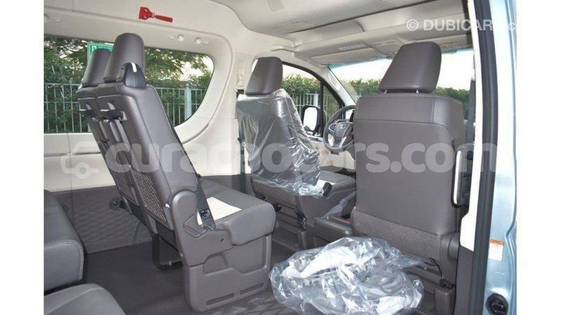 Big with watermark toyota hiace curacao import dubai 3166