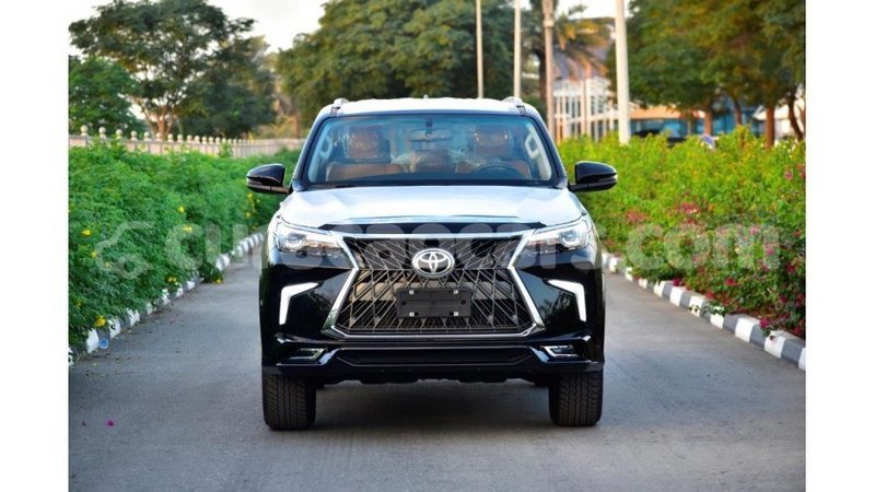 Big with watermark toyota fortuner curacao import dubai 3168