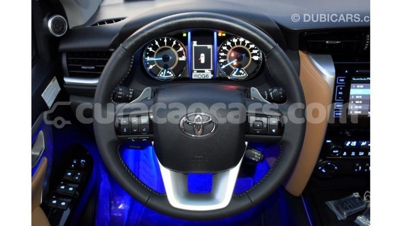 Big with watermark toyota fortuner curacao import dubai 3168