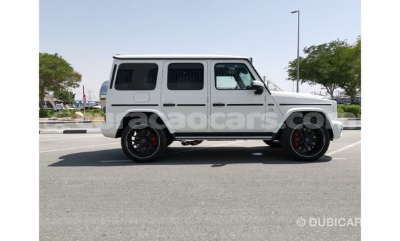 Buy Import Mercedes-Benz 190 (W201) White Car in Import - Dubai in Curacao Buy Import Mercedes-Benz 190 (W201) White Car in Import - Dubai in Curacao