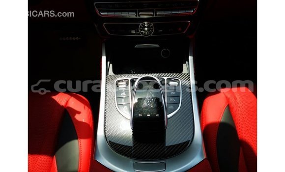 Buy Import Mercedes-Benz 190 (W201) White Car in Import - Dubai in Curacao Buy Import Mercedes-Benz 190 (W201) White Car in Import - Dubai in Curacao