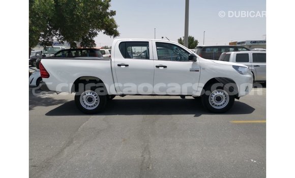 Buy Import Toyota Hilux White Car in Import - Dubai in Curacao Buy Import Toyota Hilux White Car in Import - Dubai in Curacao