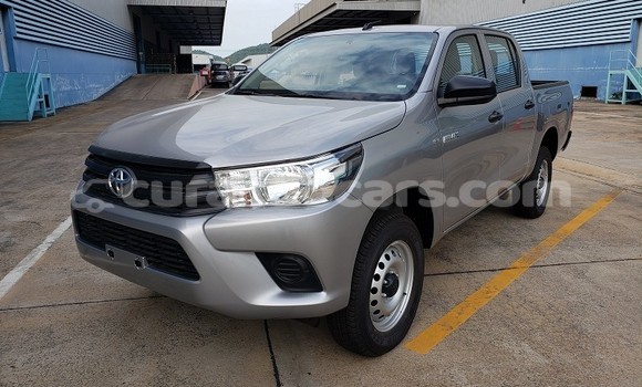 Buy Used Toyota Hilux Blue Car in Willemstad in Curacao Buy Used Toyota Hilux Blue Car in Willemstad in Curacao