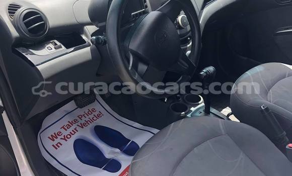 Buy Used Chevrolet Spark Silver Car in Willemstad in Curacao Buy Used Chevrolet Spark Silver Car in Willemstad in Curacao
