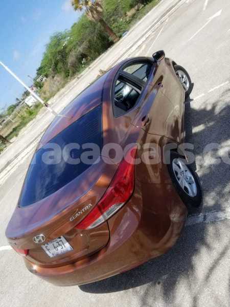 Big with watermark hyundai elantra curacao willemstad 3183